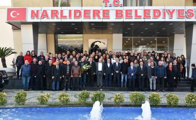 Batur: Sevdamız İzmir, İzmir Seni Çok Seviyoruz