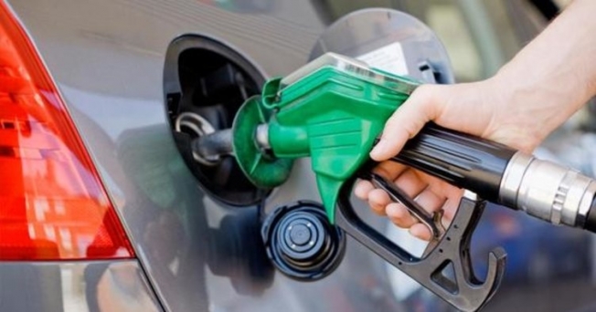 İndirim beklenirken benzin ve motorine zam geliyor!
