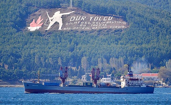 Boğaz'da seyreden gemide yangın