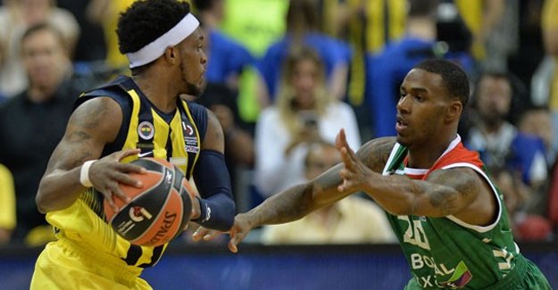 Fenerbahçe'den tarihi zafer