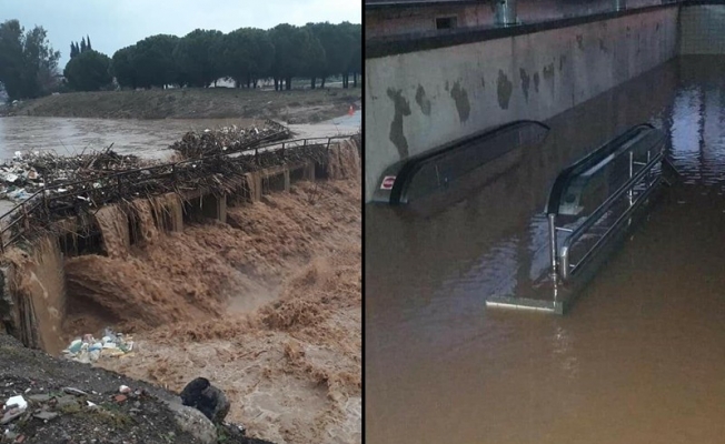 İzmir'de sağanak yağış hayatı felç etti