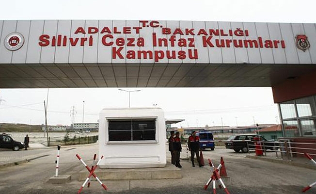Silivri Cezaevi'nde akılalmaz yasak: Koğuşları basıp topladılar...