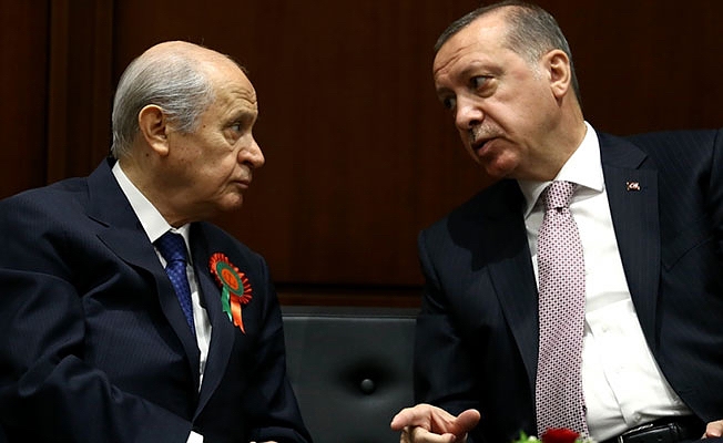 Saray ittifakında bir çatlak daha: AKP'liler sokağa indi!