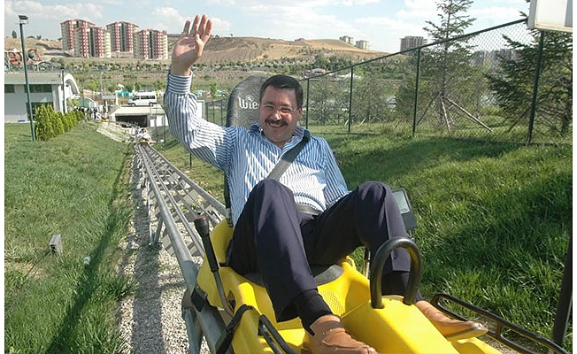 'Aklı olan Ankapark’taki oyuncaklara binmez'