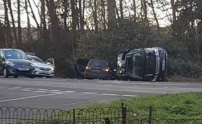 İngiltere Prensi, trafik kazası geçirdi