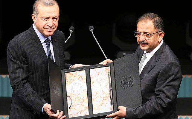 Ankara'dan böyle oy istiyor: Allah bir sahip gönderdi o da Erdoğan...