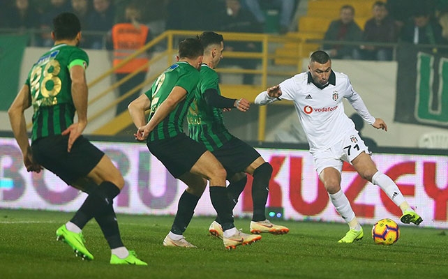 Beşiktaş, Akhisarspor maçındaki kural hatasına itiraz edecek