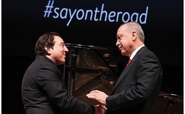 Özgür Özel: Fazıl Say çizgisini korudu, yenilen Erdoğan'dır