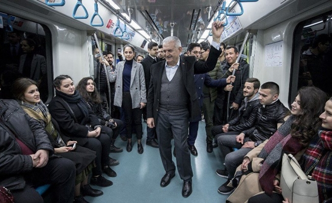 TBMM Başkanı Yıldırım, Marmaray'a bindi