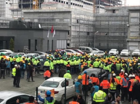 Başakşehir'de binlerce işçi eylemde