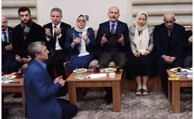 1 milyon nüfuslu ilçenin belediye başkanı yerlerde...