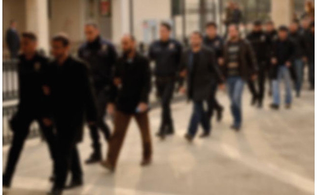 Aralarında emniyet müdürü de var: Tutuklandılar!
