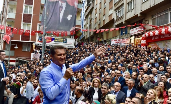 İstanbul'da en az 14 ilçede DSP çok bilindik, CHP'li isimlerle seçime girecek