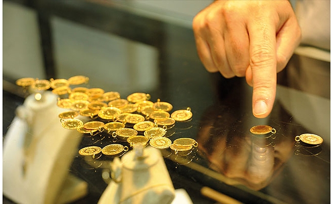 Dolar düşerken altın fiyatları yükselişe geçti