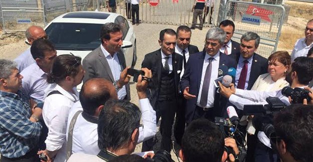 CHP'li vekilin aracında bomba aradılar