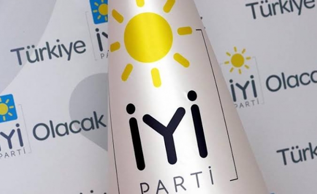 İYİ Parti'de deprem: Eski milletvekili de istifa etti!