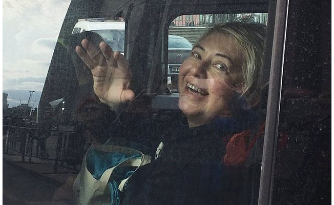 Gazeteci Ayşe Düzkan cezaevine girdi
