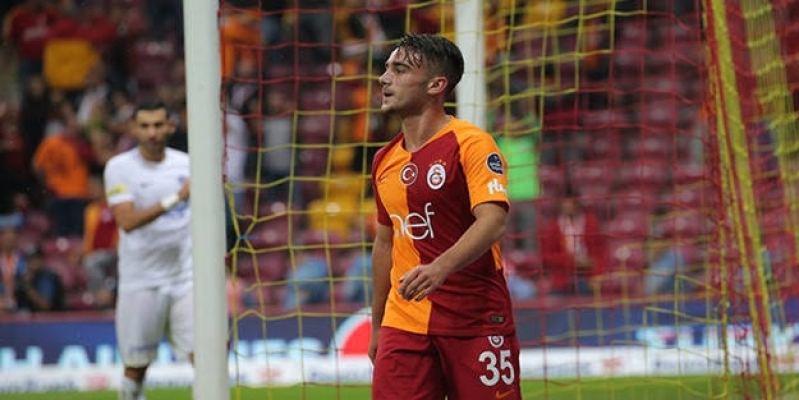 Galatasaraylı Yunus Akgün Belçika yolcusu