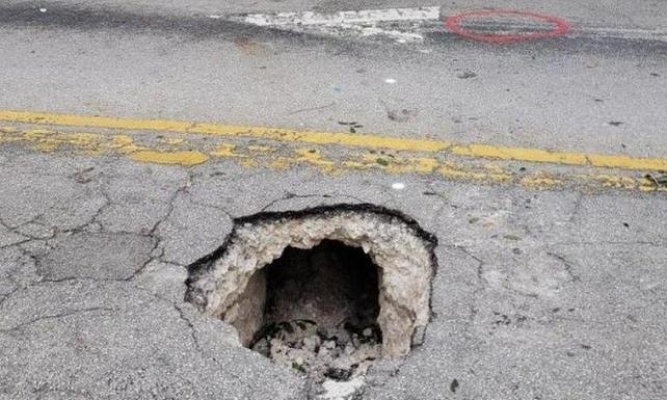 Obruk sanıldı, bankaya giriş tüneli çıktı