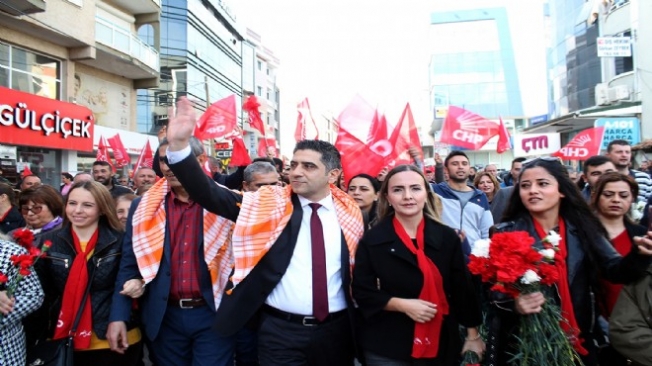 Menderes'te CHP'den miting gibi seçim startı!