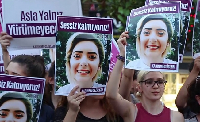 Şule Çet'in katillerini gülerek savunan avukat, döner bıçaklı saldırgan çıktı!