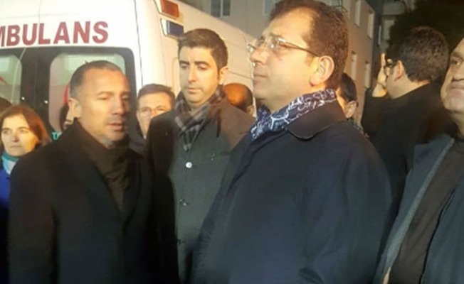 Ekrem İmamoğlu, Kartal'da apartmanın çöktüğü sokağa gitti