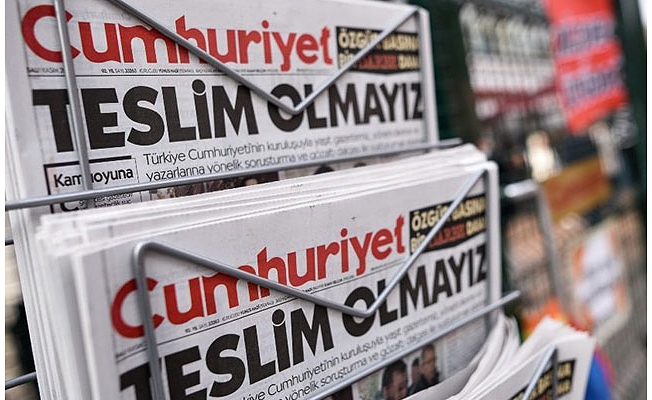 Cumhuriyet muhabirine hapis cezası