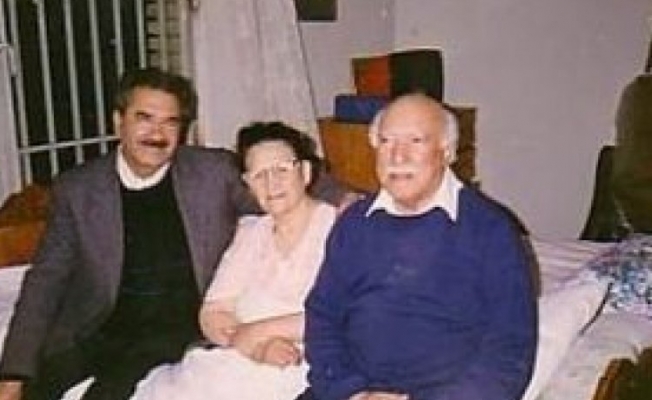 Ünlü söz yazarı hayatını kaybetti