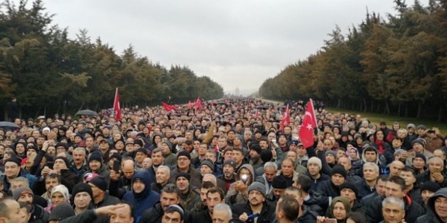 Onbinlerce EYT mağduru Anıtkabir’de