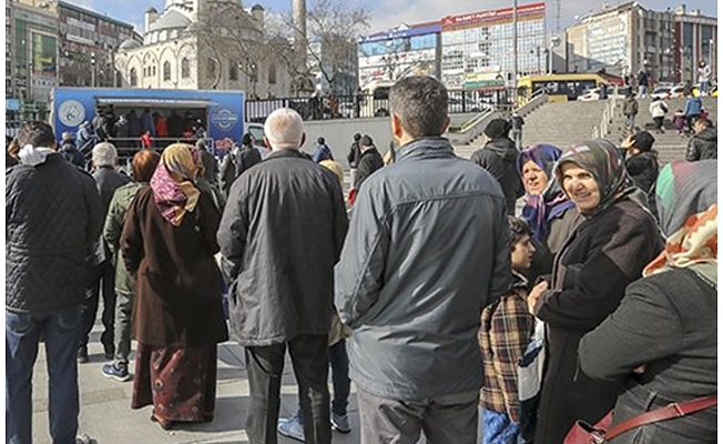 'Ey CHP, sen bu milleti kuyruğa, karneye mahkum ettin...' Karneyle patlıcan dönemi başladı!