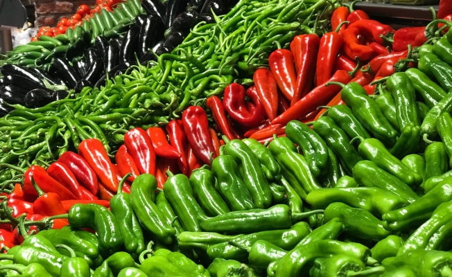 Süpermarketlerdeki ucuz sebze satışında kota düşürüldü