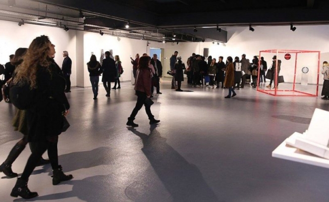 Paslaşmalar ‘Yan Oda’ temasıyla ziyarete açıldı
