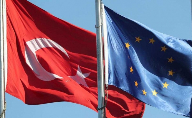 AB’nin Türkiye ile katılım müzakereleri resmen askıya alındı