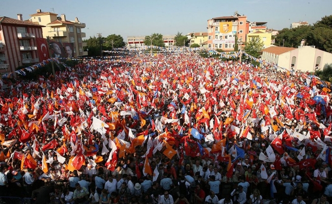 Eski AKP'li vekilden itiraf gibi uyarı: Asıl o zaman biteriz