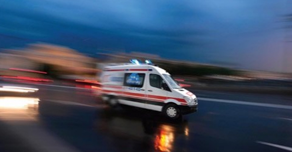 2 yolcu otobüsü devrildi: Çok sayıda yaralı var
