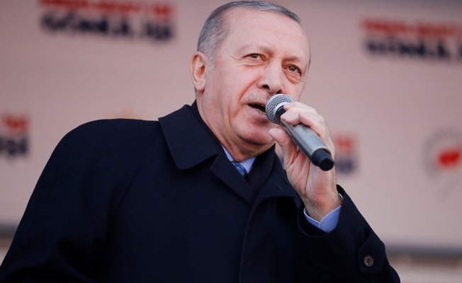 Erdoğan: AK Parti çatısını beğenmeyip başka çatılar arayanlar var