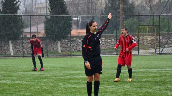 Genç hakem kansere yenik düştü