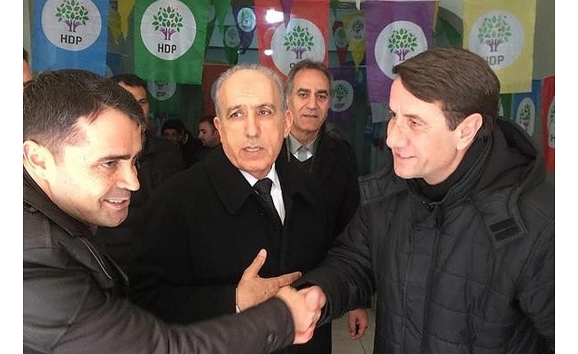AKP adayından HDP seçim bürosuna ziyaret