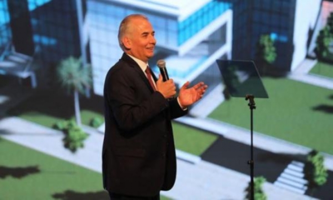 AKP'li adaydan denizi olmayan kente plaj sözü