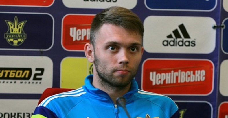 Fenerbahçe ilk transferini yaptı! Karavaev resmen açıklandı
