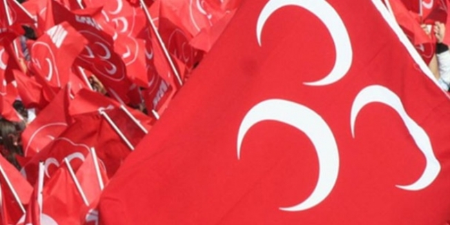 MHP: Ülkücüler Alper Taş'a, Tunç Soyer'e mi oy verecek?