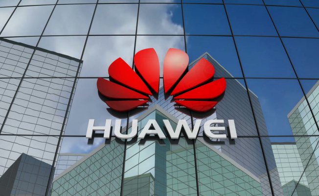 Huawei'den Trump yönetimine dava