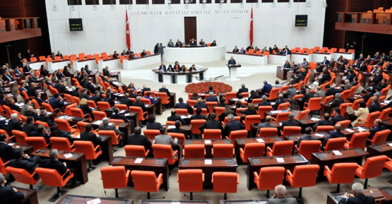 Son dakika: Anayasa görüşmelerinin tarihi belli oldu