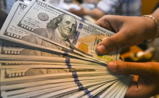 Yurttaşın elindeki dolar tarihi zirveye yaklaştı