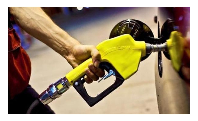Benzine bu gece zam geliyor