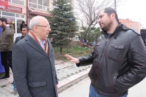 AKP'li belediyeden işçilere: Hakkınızı seçimi kazanınca alırsınız