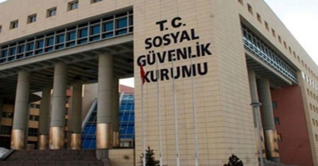 SGK, AKP döneminde bir kez daha zarar etti