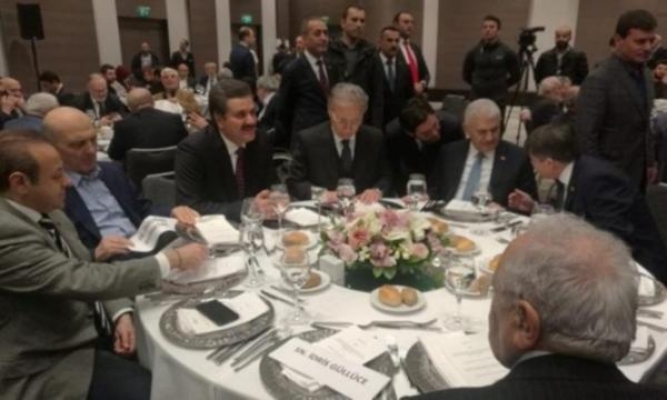 Binali Yıldırım'dan dikkat çeken buluşma!