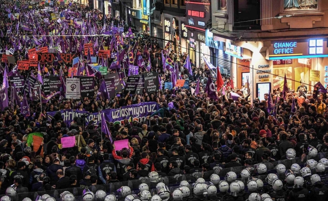'Ezanı protesto' provokasyonu seçim anketlerinde