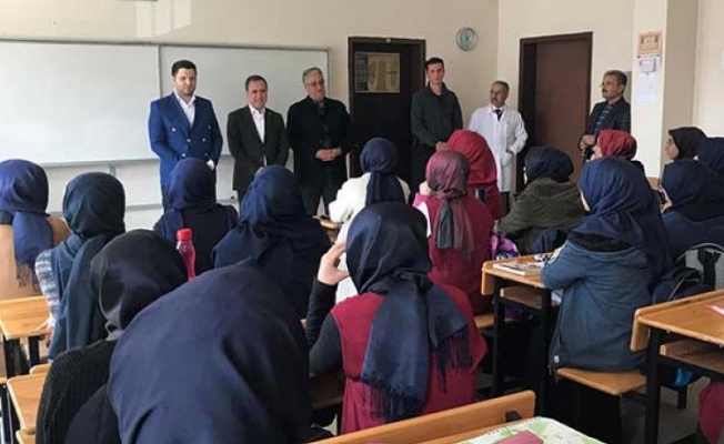 Okullar seçim alanına döndü: MEB sessiz